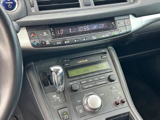 Used 2013 Lexus CT 200h image 13