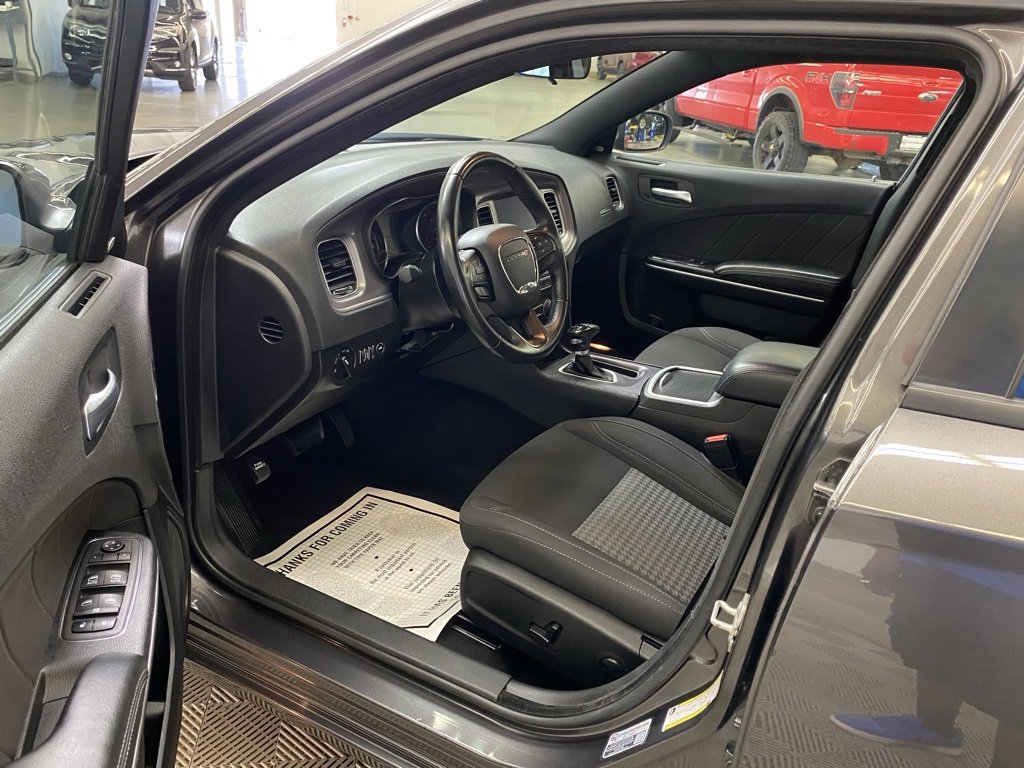 Used 2023 Dodge Charger SXT image 17