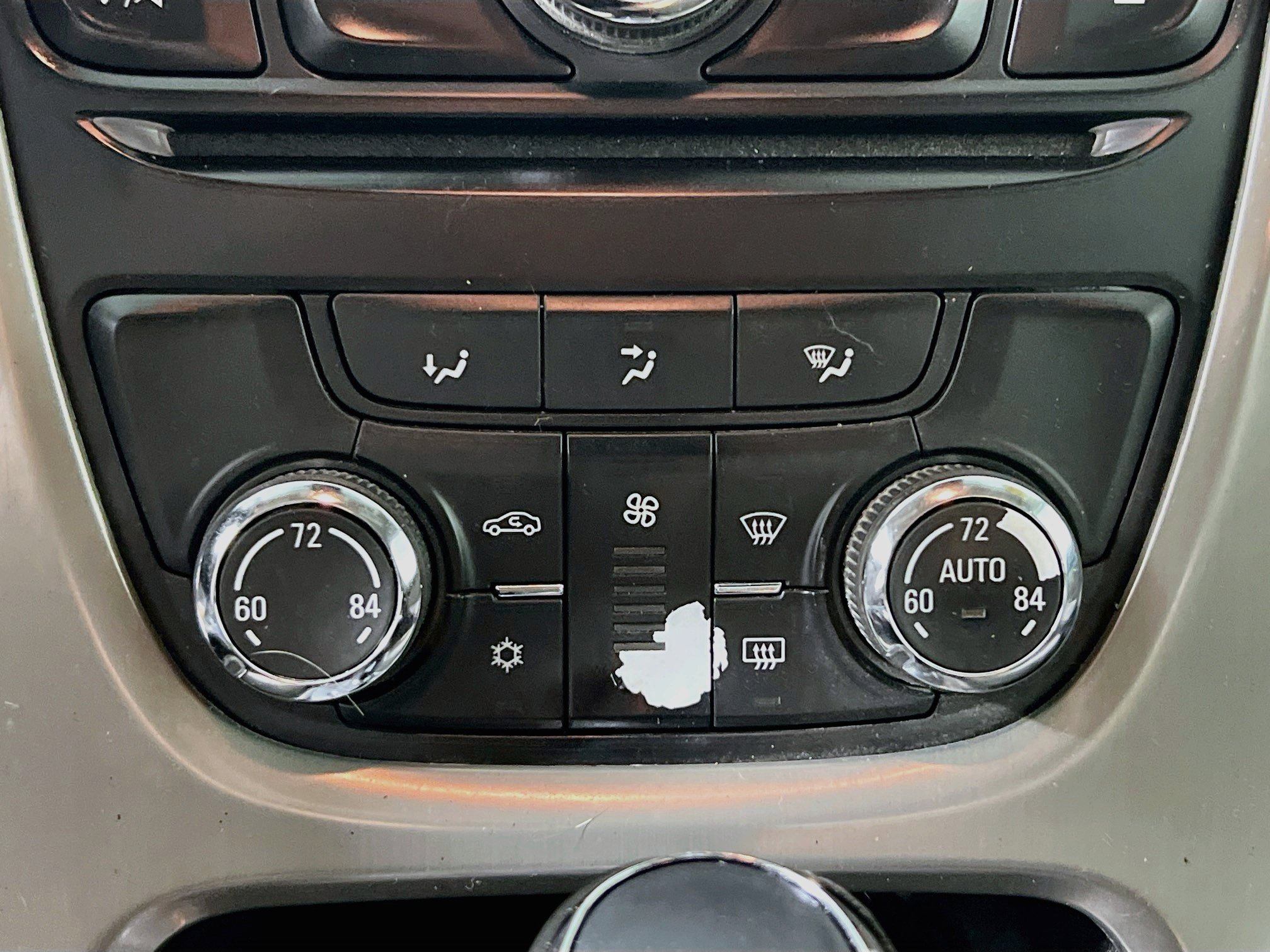 Used 2014 Buick Verano FWD image 26