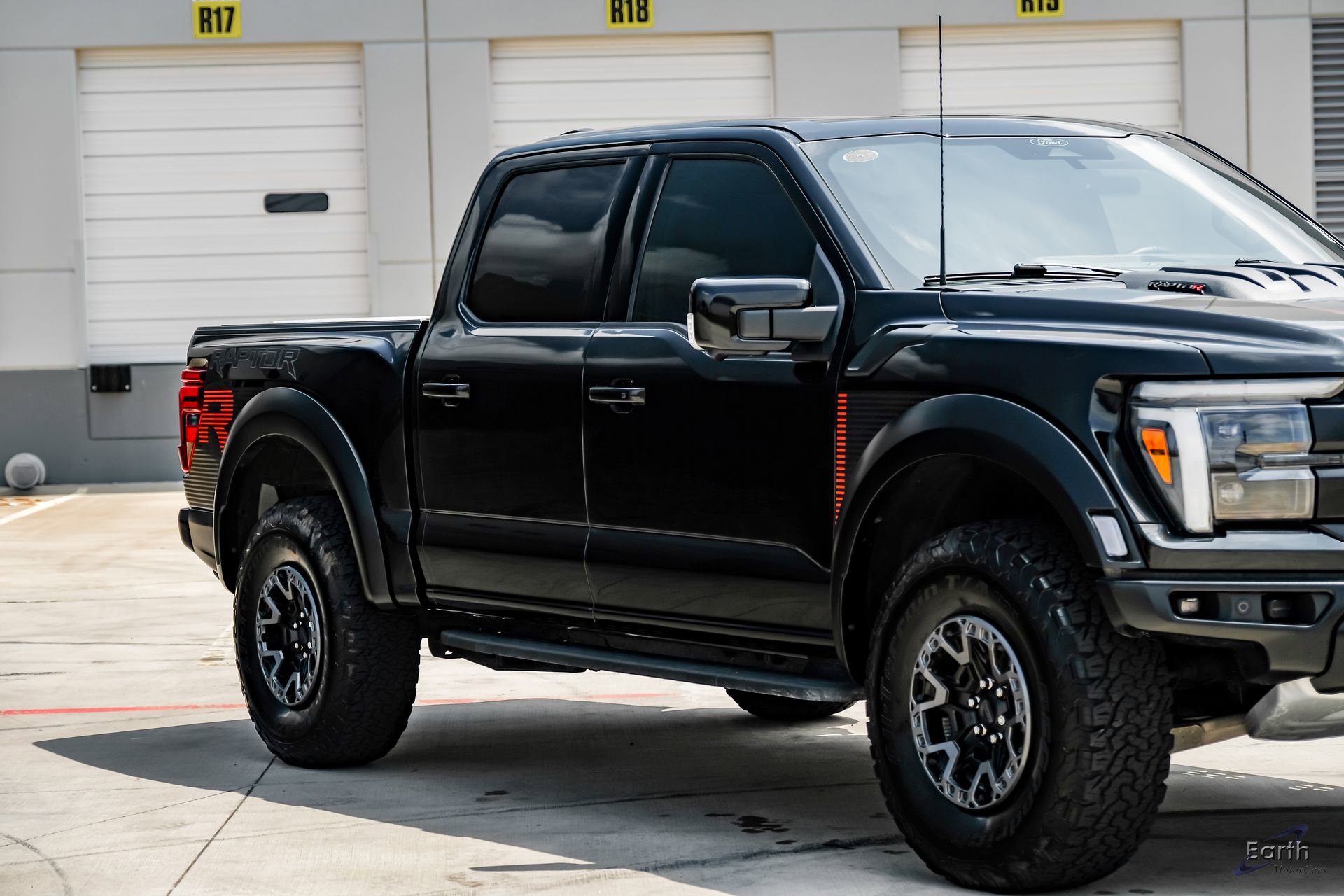 Used 2025 Ford F150 Raptor w/ Equipment Group 803A Raptor R image 25