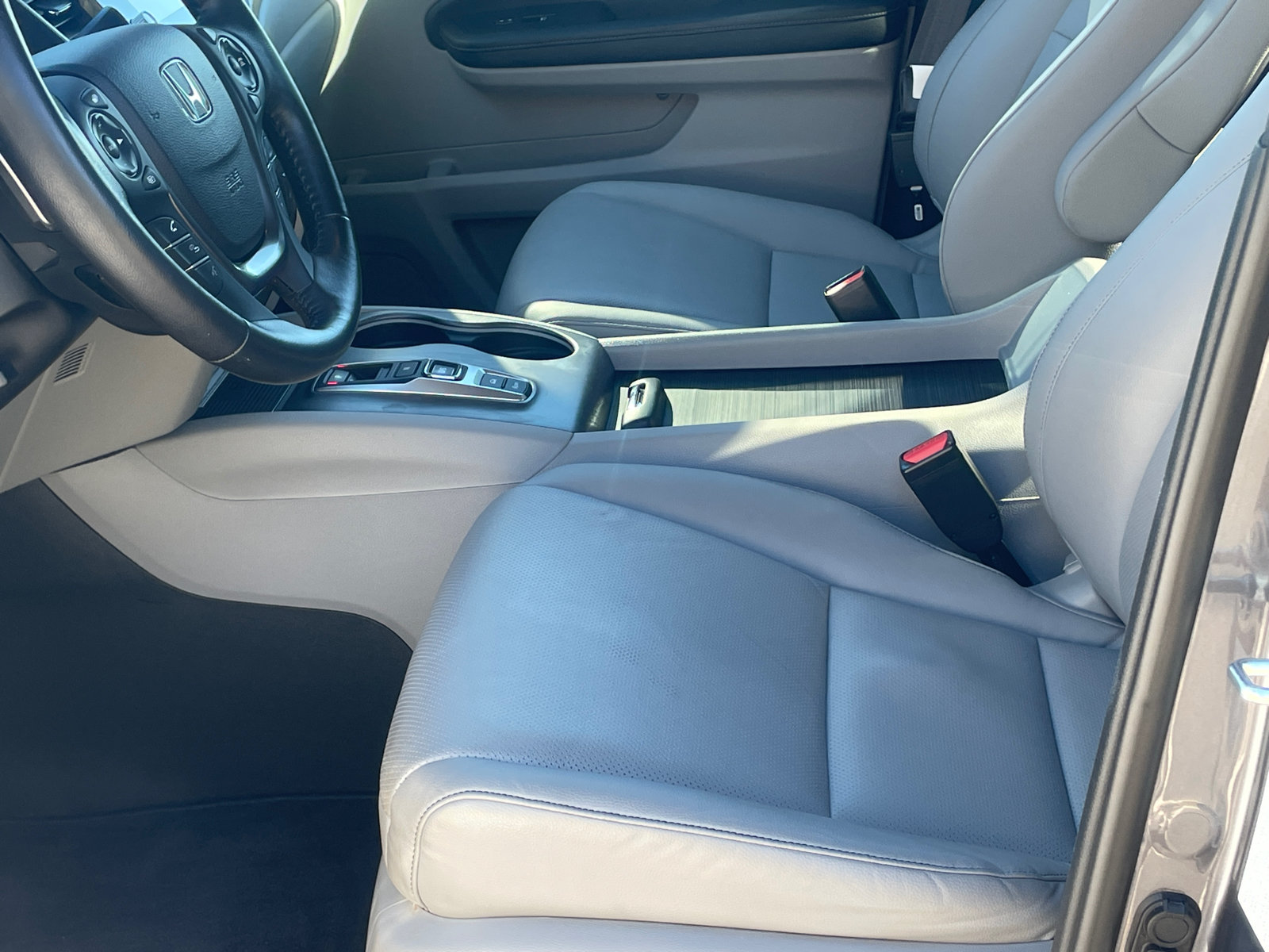 Used 2023 Honda Ridgeline RTL-E image 10