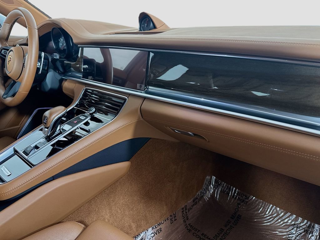 Used 2023 Porsche Panamera Platinum Edition image 31