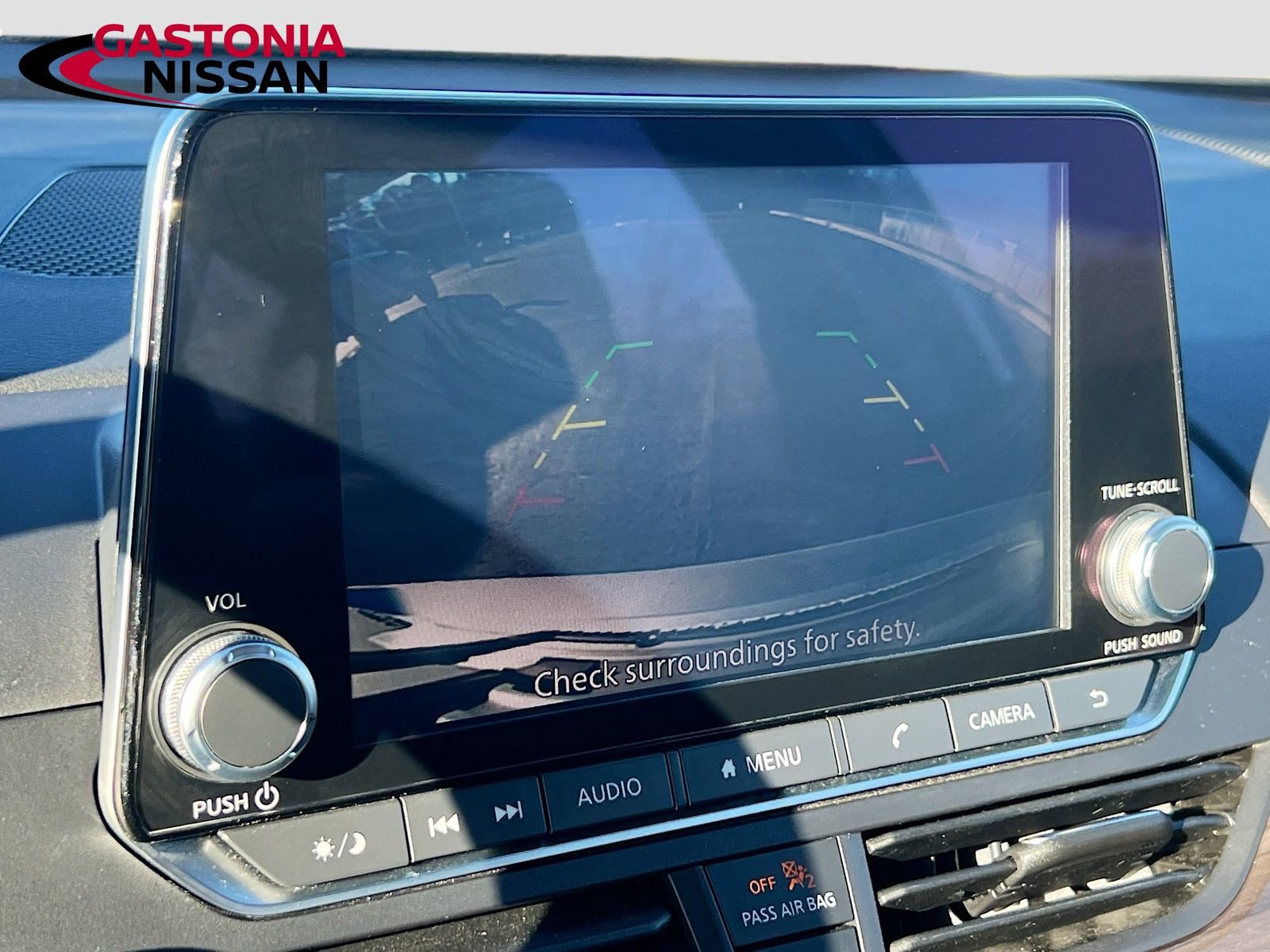 Used 2024 Nissan Altima 2.5 SV image 17