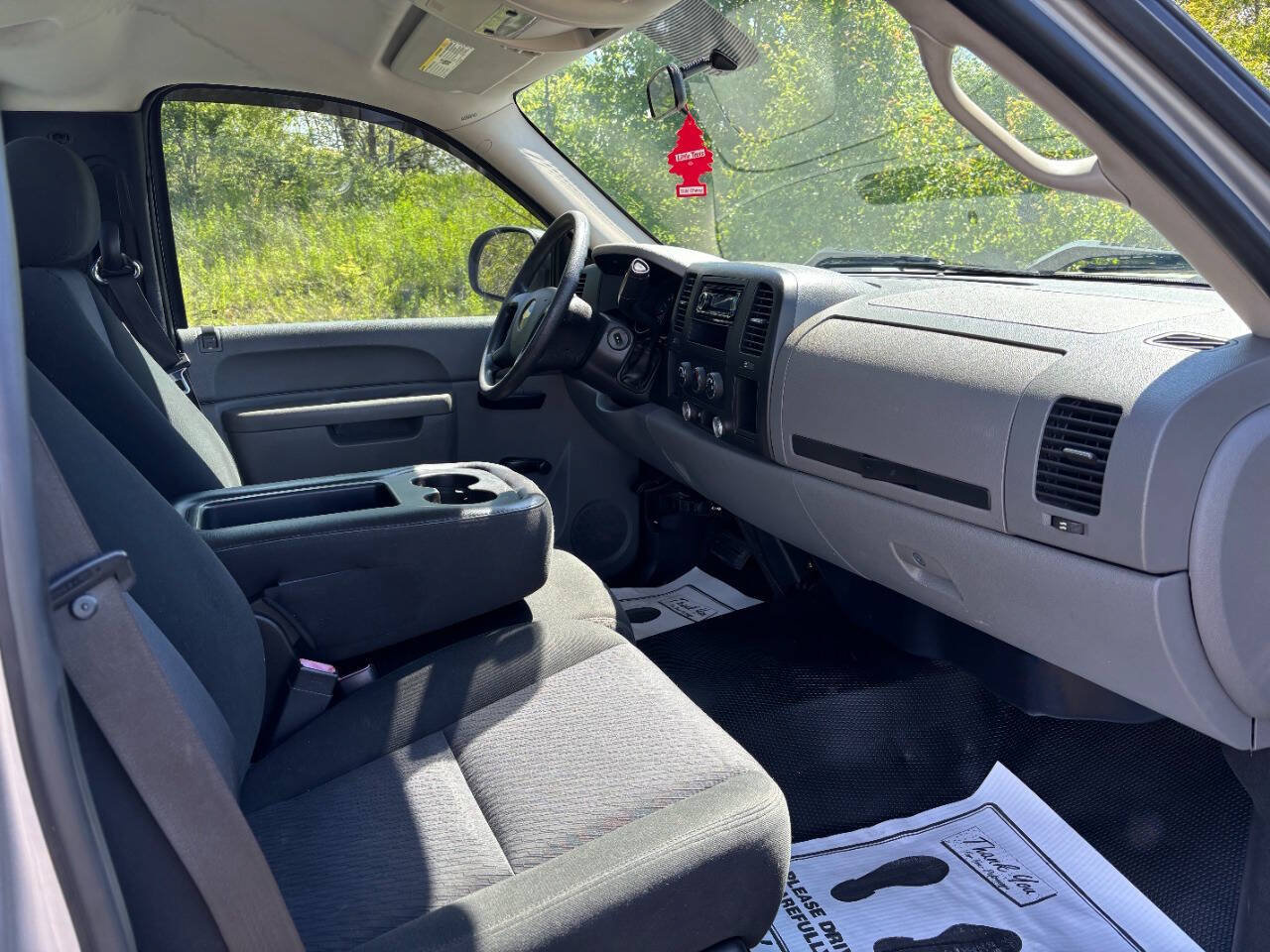 Used 2010 Chevrolet Silverado 1500 W/T RWD image 8