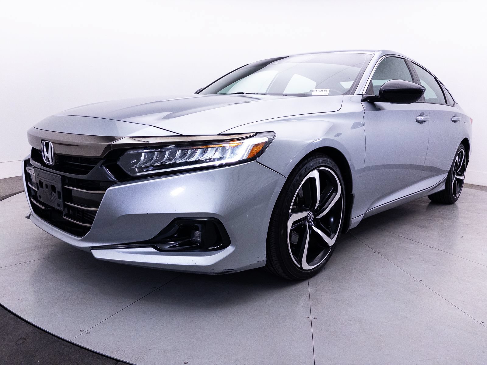 Used 2022 Honda Accord Sport image 11
