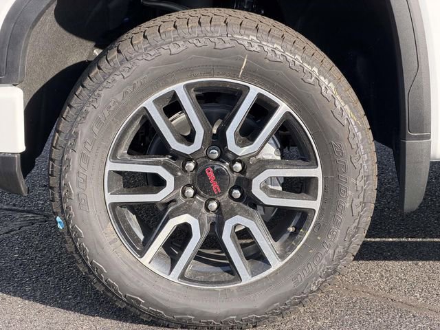 New 2026 GMC Sierra 1500 AT4 AWD/4WD image 5