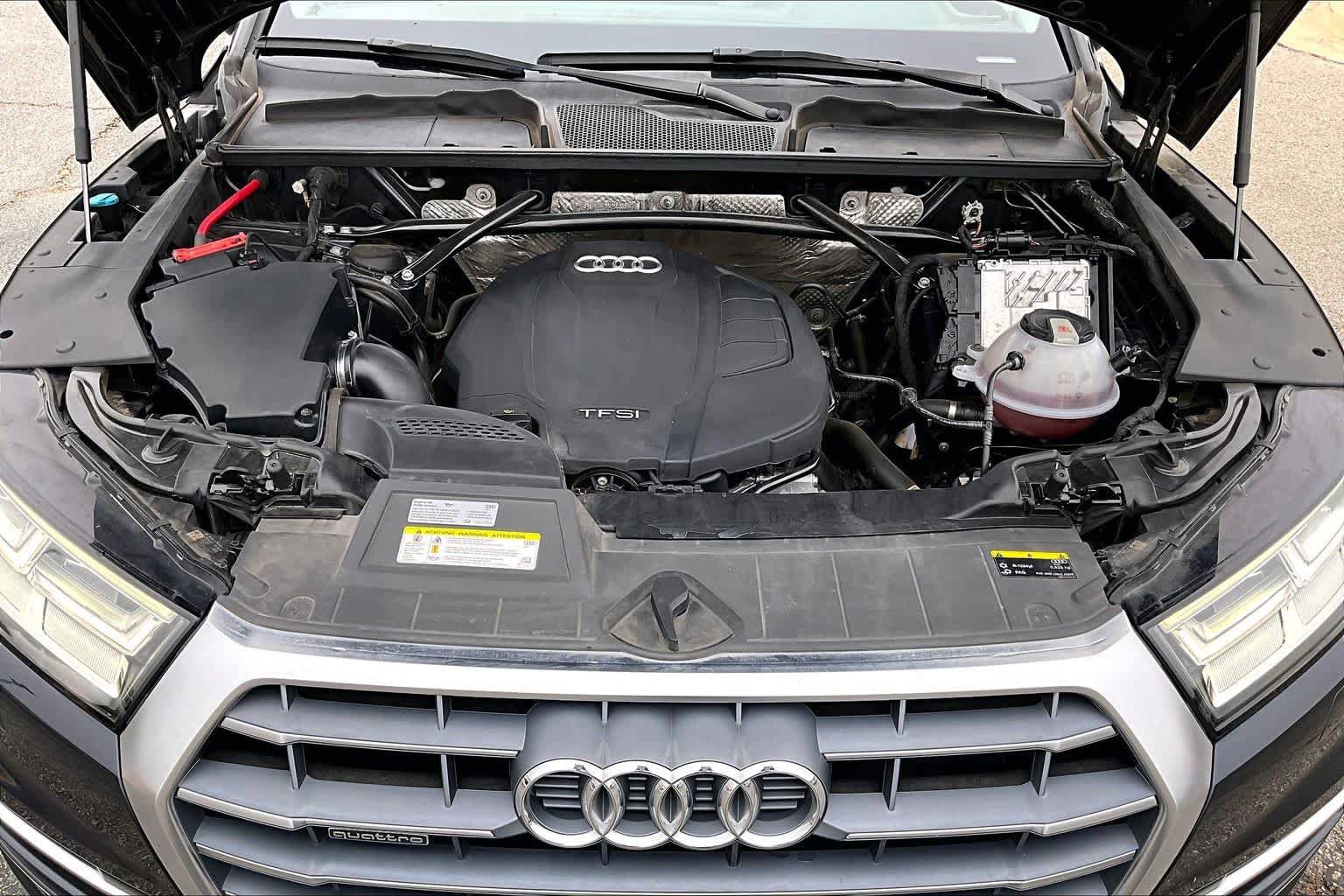 Used 2018 Audi Q5 2.0T Premium Plus w/ Premium Plus Package AWD/4WD image 32