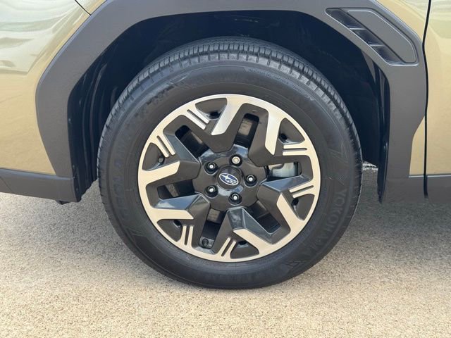 Used 2025 Subaru Forester Premium w/ Convenience Package #1 AWD/4WD image 8