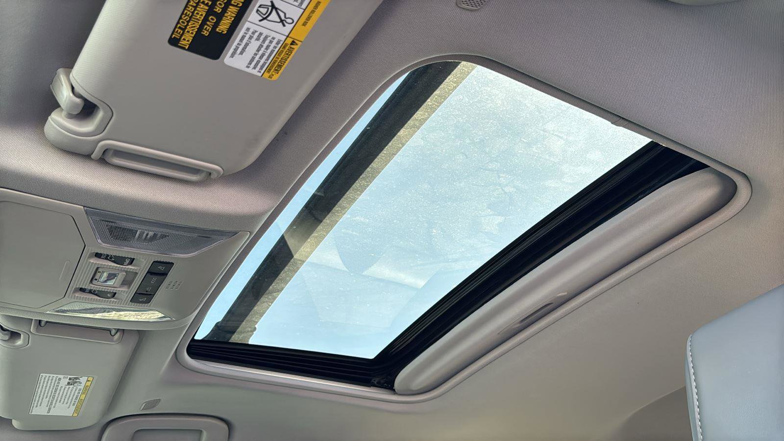 Used 2023 Toyota RAV4 XLE Premium image 25