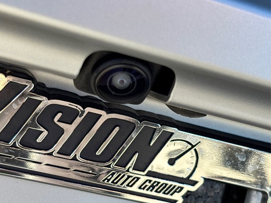 New 2025 Nissan Pathfinder SL image 16