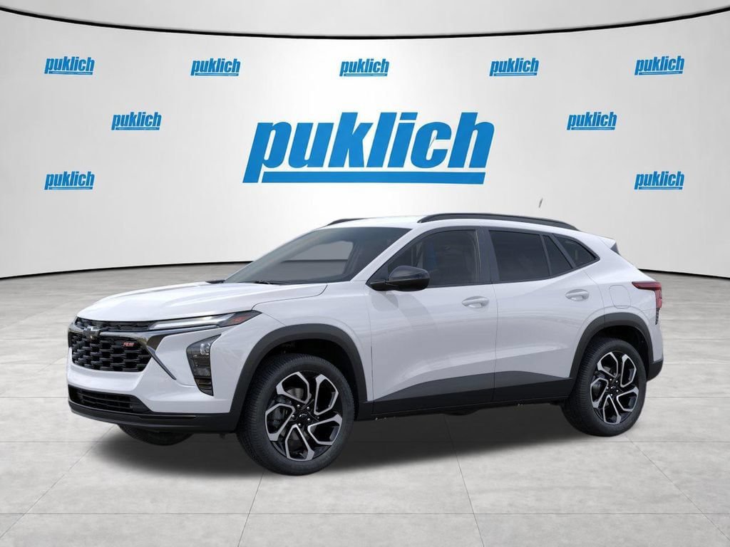 New 2026 Chevrolet Trax RS w/ Driver Confidence Package FWD image 2