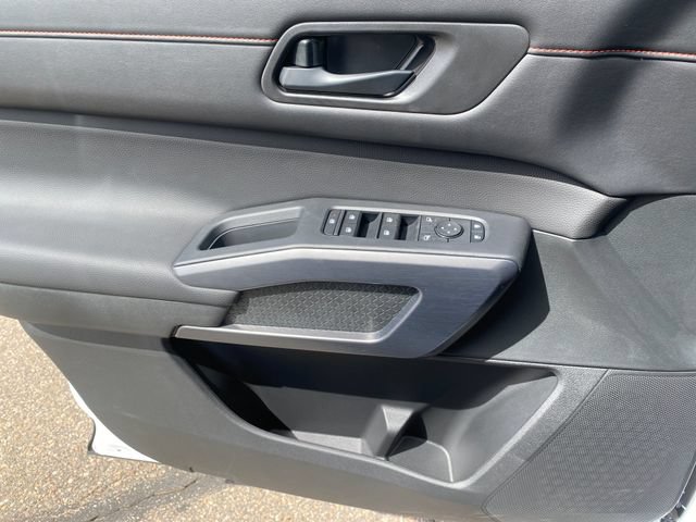 New 2026 Nissan Pathfinder Rock Creek AWD/4WD image 14