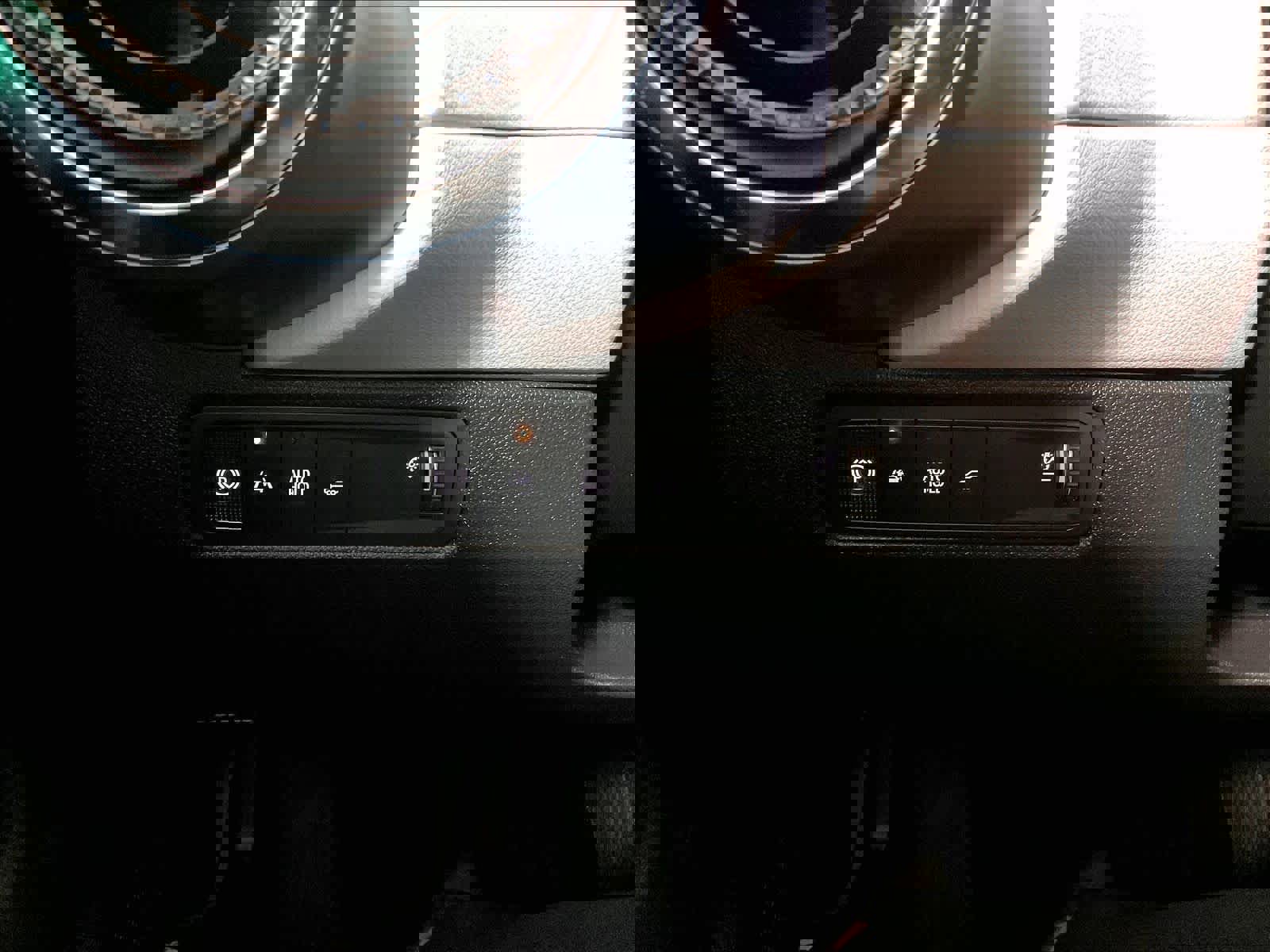 Used 2025 Chevrolet Equinox EV LT image 26