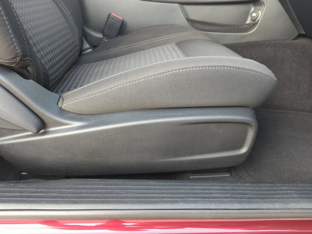 Used 2019 Dodge Challenger SXT w/ Blacktop Package RWD image 28