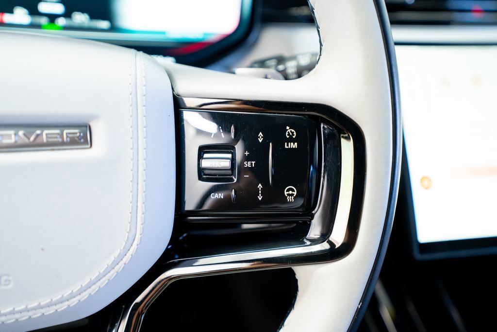 Used 2025 Land Rover Range Rover Sport Dynamic SE image 35