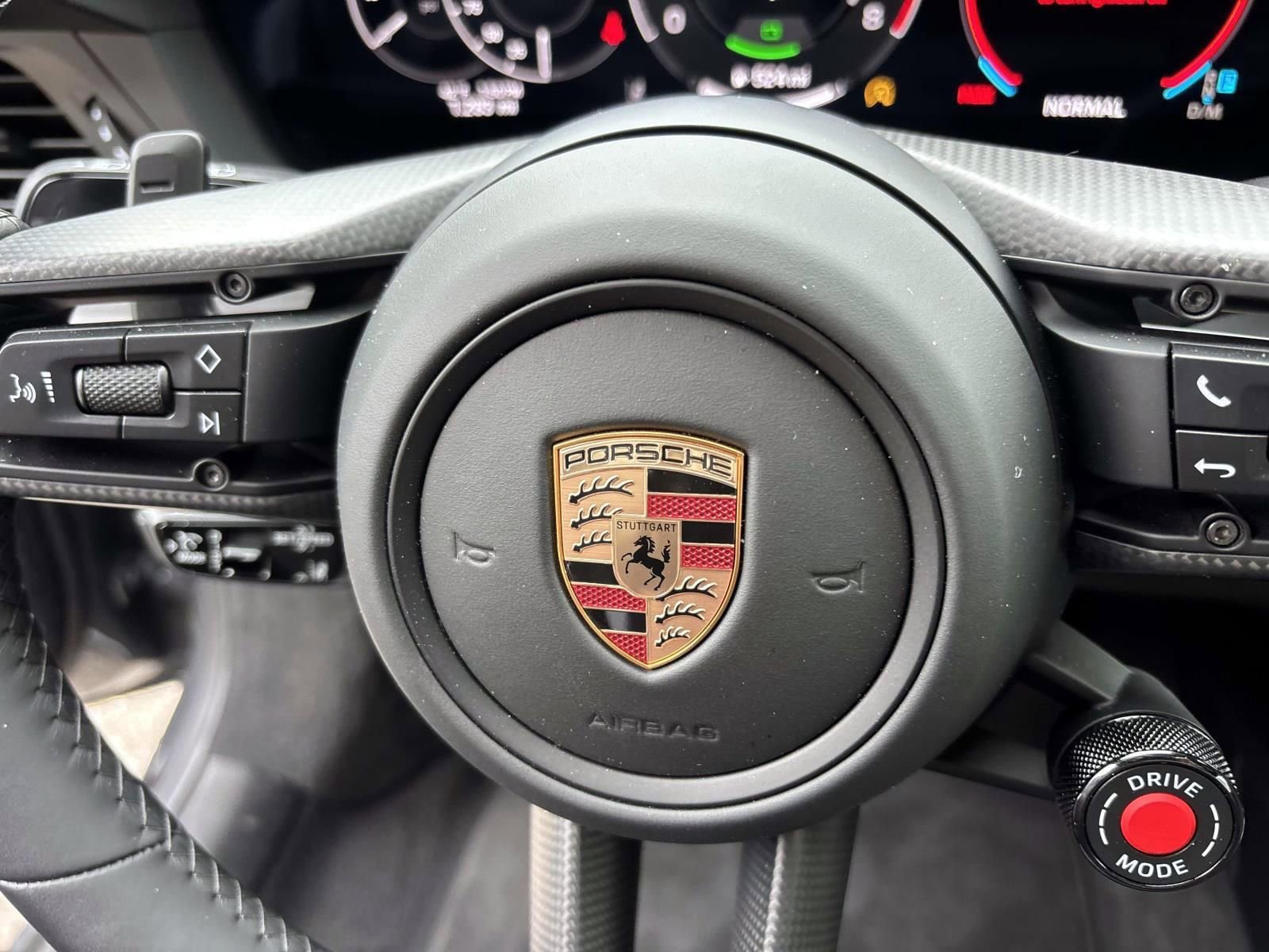 Certified 2026 Porsche 911 Carrera GTS RWD image 31