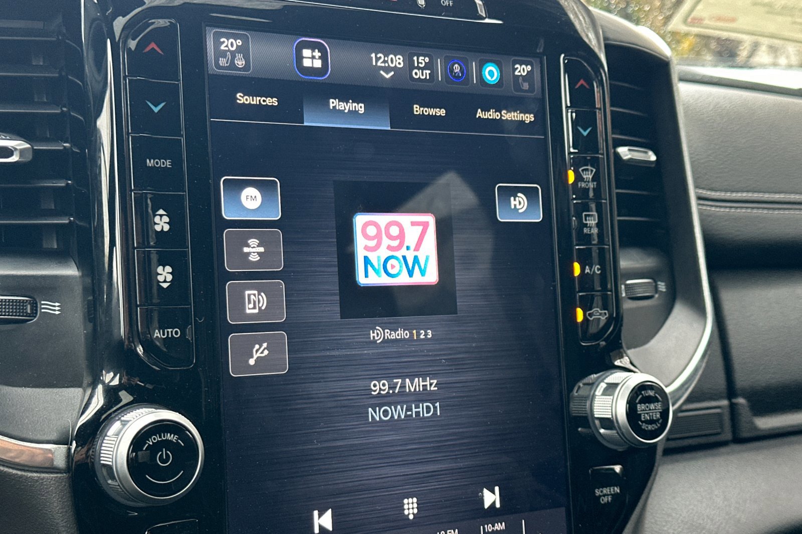 Used 2024 RAM 3500 Laramie w/ Sport Appearance Package image 22