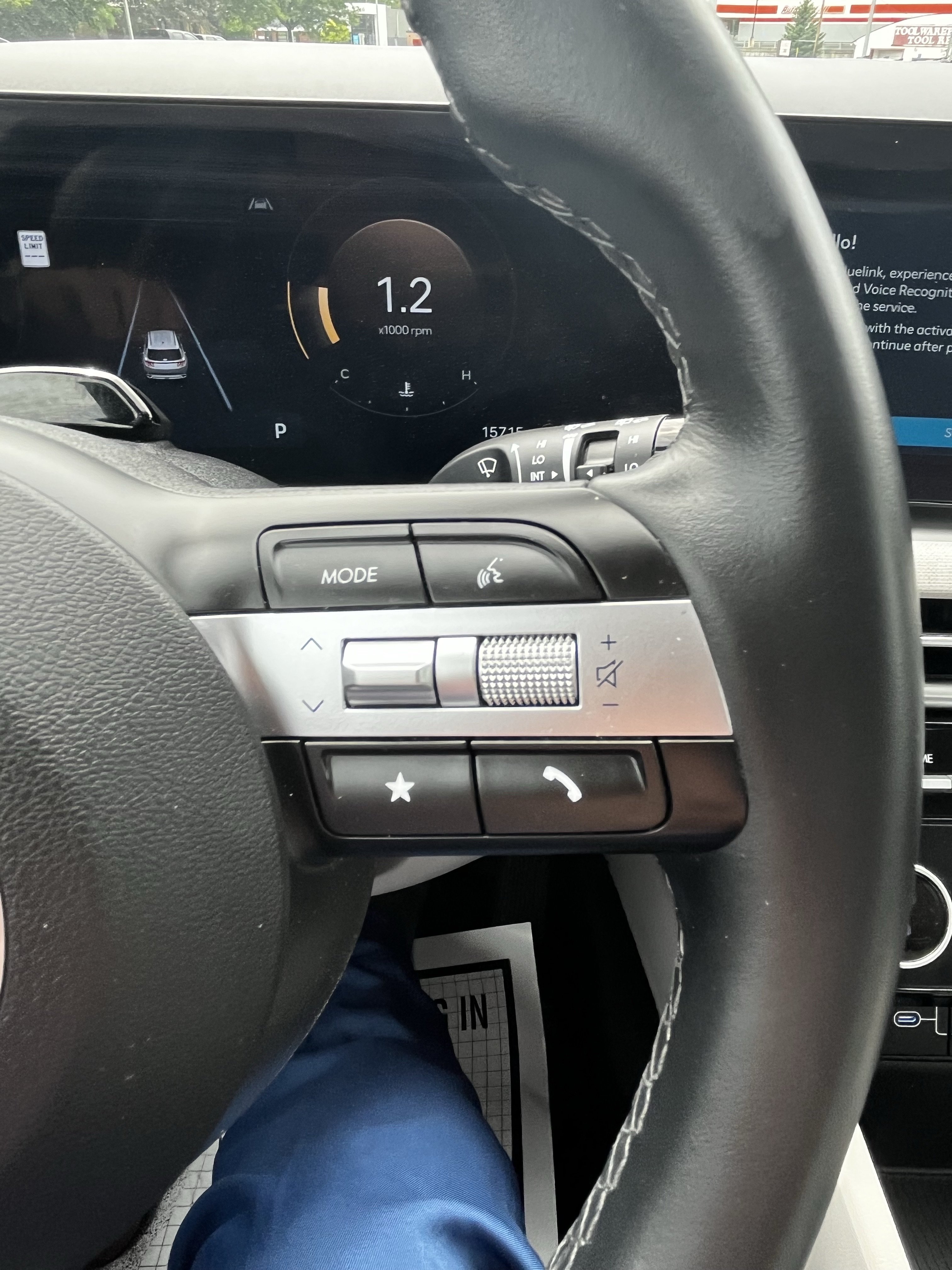 Used 2025 Hyundai Tucson SEL AWD/4WD image 22