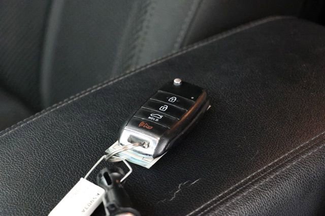 Used 2020 Kia Optima LX FWD image 34