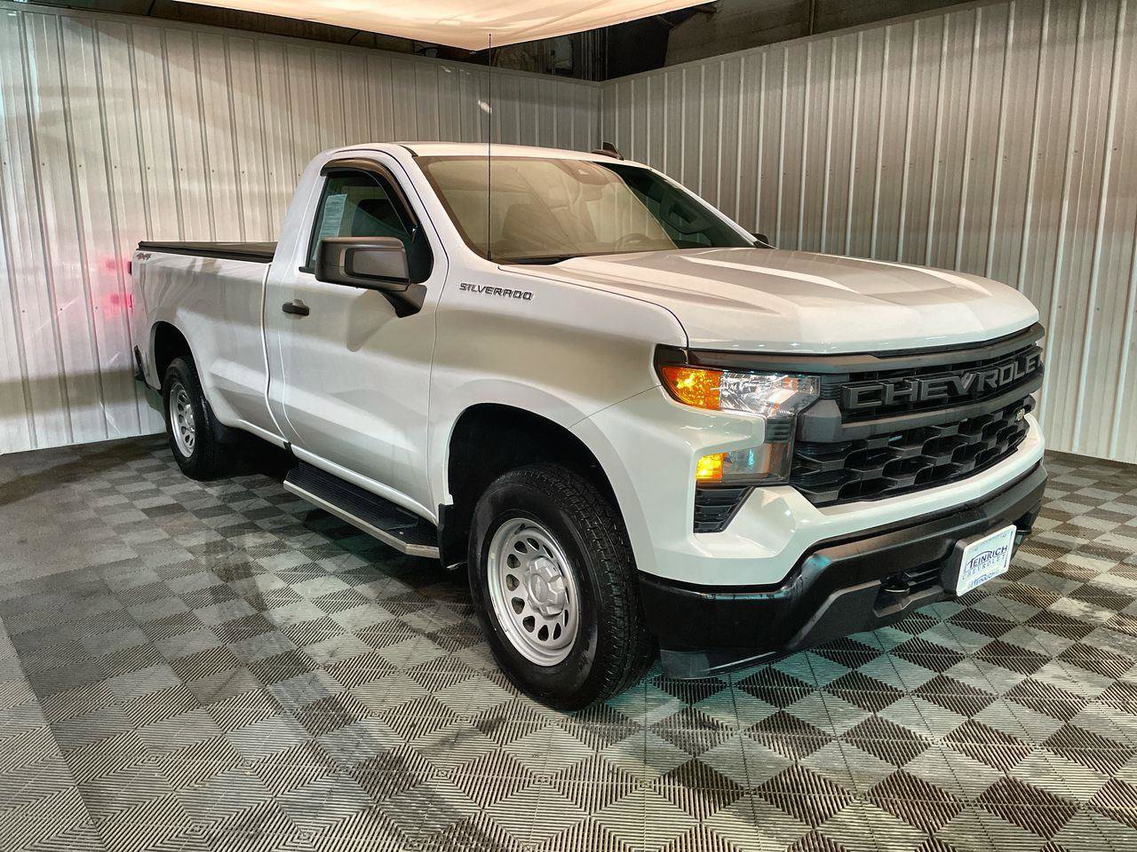 Used 2025 Chevrolet Silverado 1500 W/T w/ WT Value Package image 2