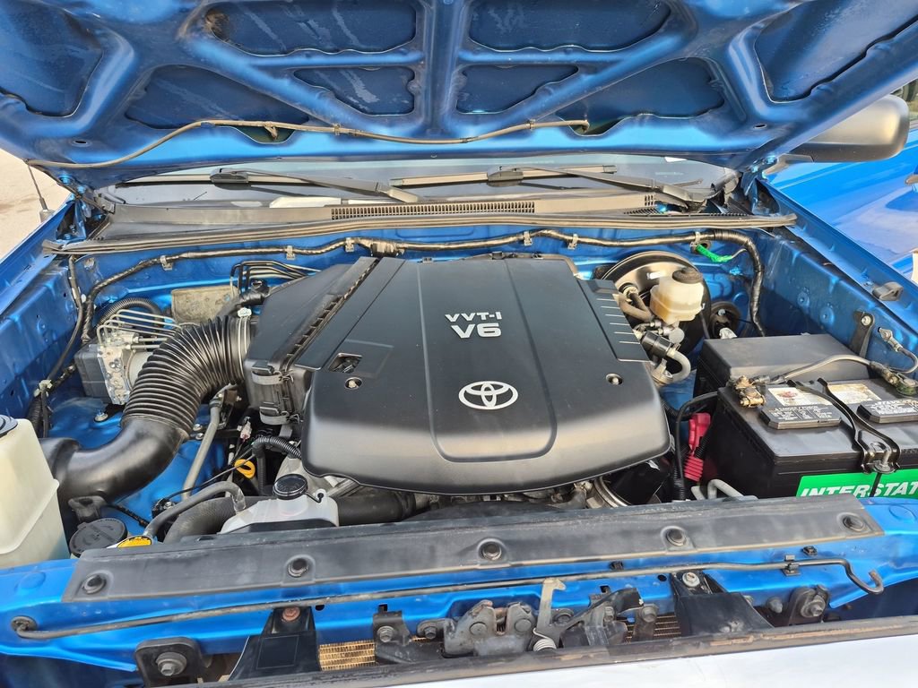 Used 2011 Toyota Tacoma PreRunner w/ TRD Off-Road Pkg RWD image 16