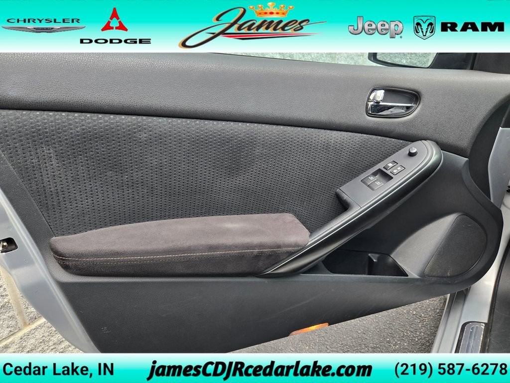 Used 2012 Nissan Altima 3.5 SR FWD image 6