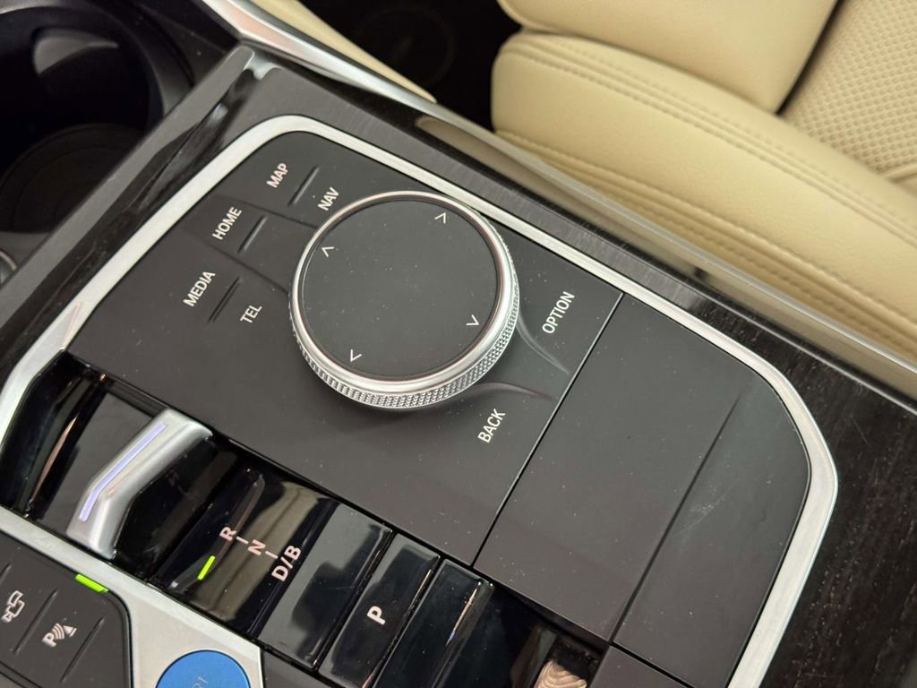 Used 2023 BMW i4 eDrive35 RWD image 29