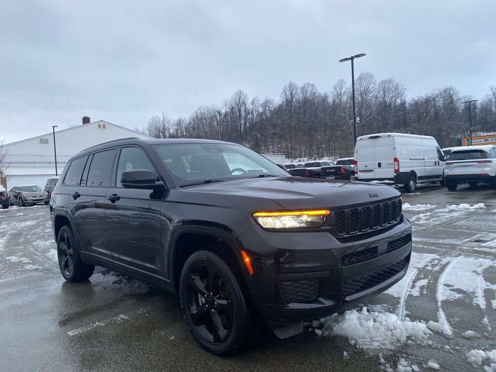 Used 2023 Jeep Grand Cherokee L Laredo