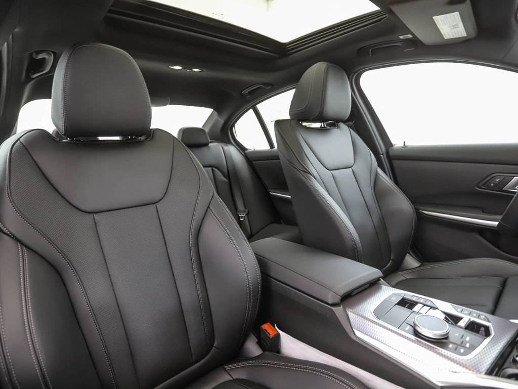 New 2026 BMW 330i xDrive Sedan w/ M Sport Package image 32