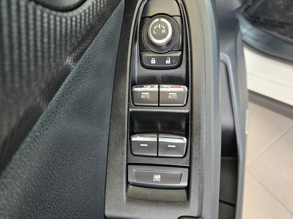 Used 2024 Subaru Crosstrek 2.5i Limited w/ Crosstrek Mirror Package image 20