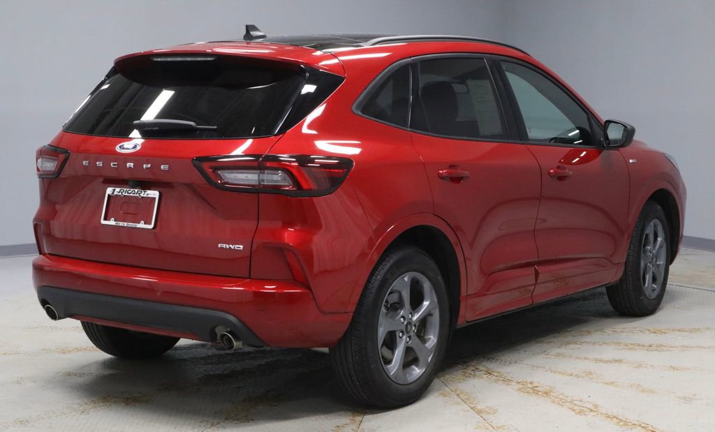 Certified 2023 Ford Escape ST-Line w/ Tech Pack #1 image 11