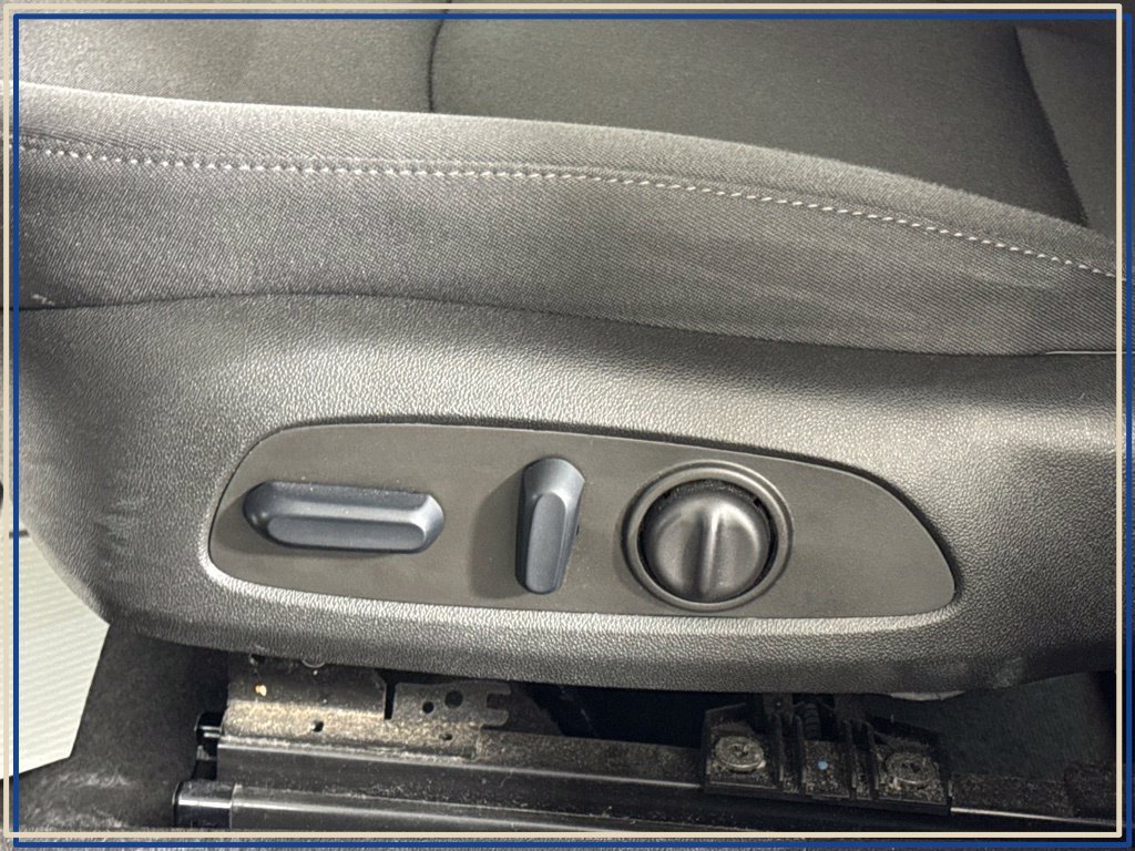 Certified 2024 Chevrolet Malibu LT FWD image 31