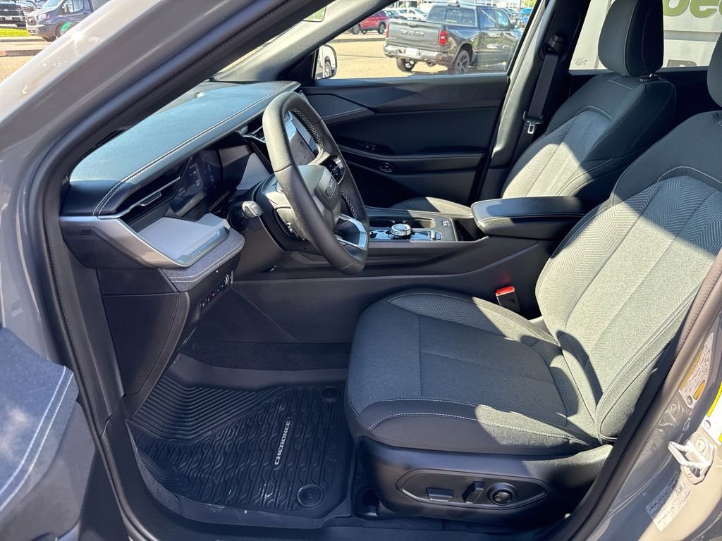 New 2026 Jeep Cherokee Laredo AWD/4WD image 21