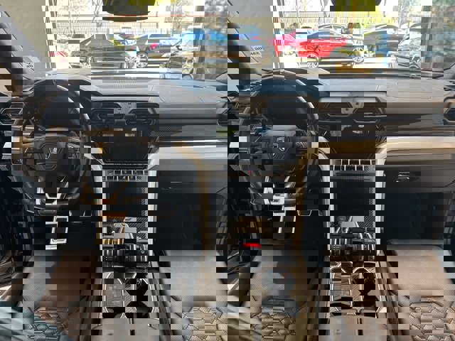 Used 2020 Lamborghini Urus image 7