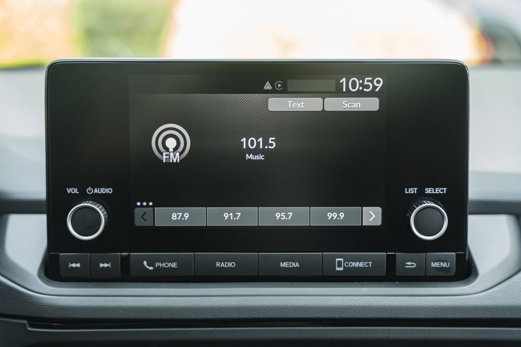 Certified 2025 Honda Accord SE image 17