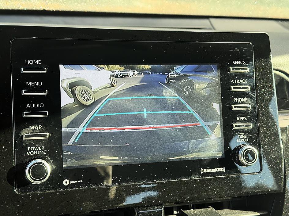 Used 2023 Toyota Camry SE FWD image 12