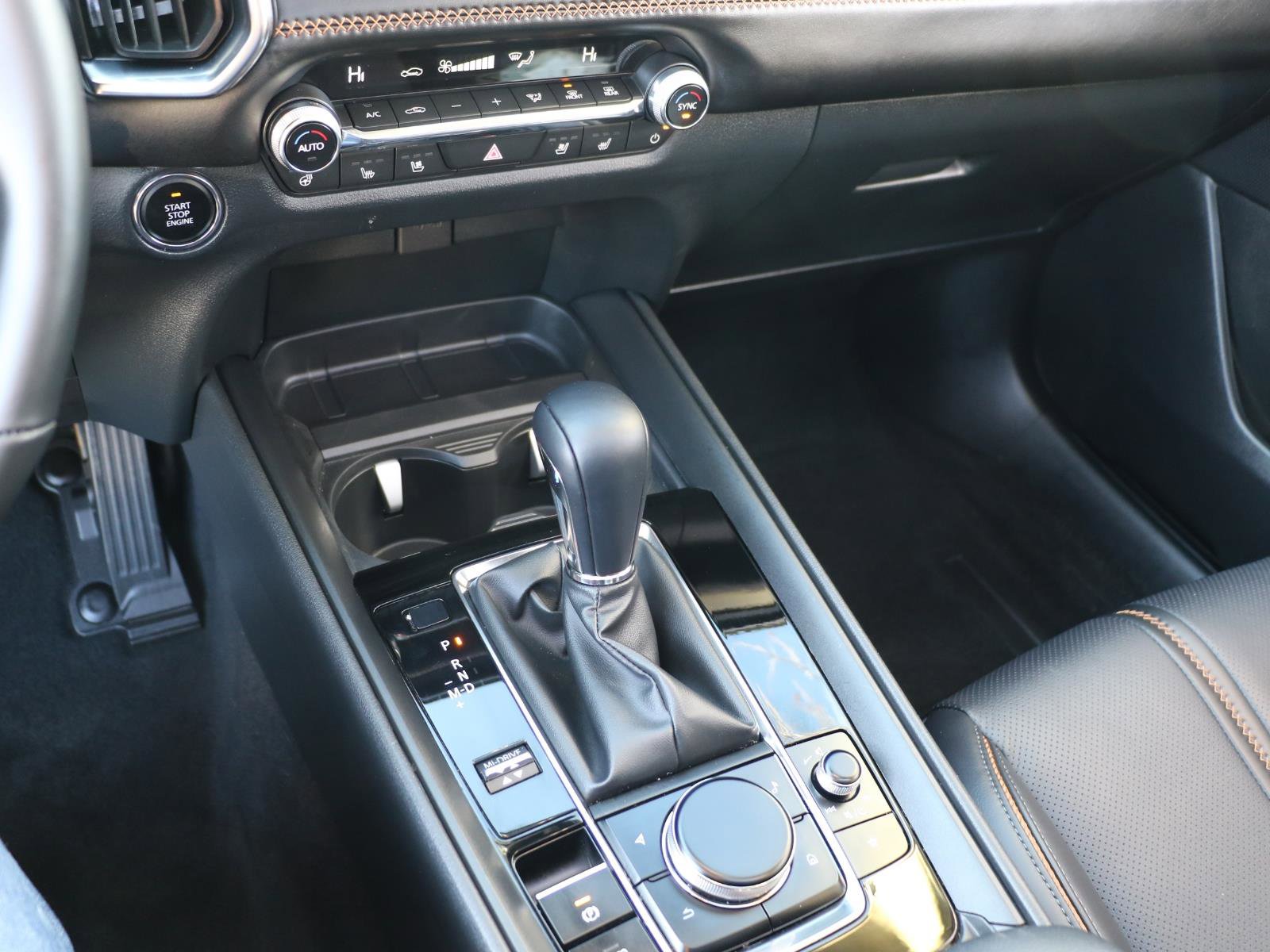 Certified 2025 MAZDA CX-50 2.5 Turbo w/ Weather Package image 14