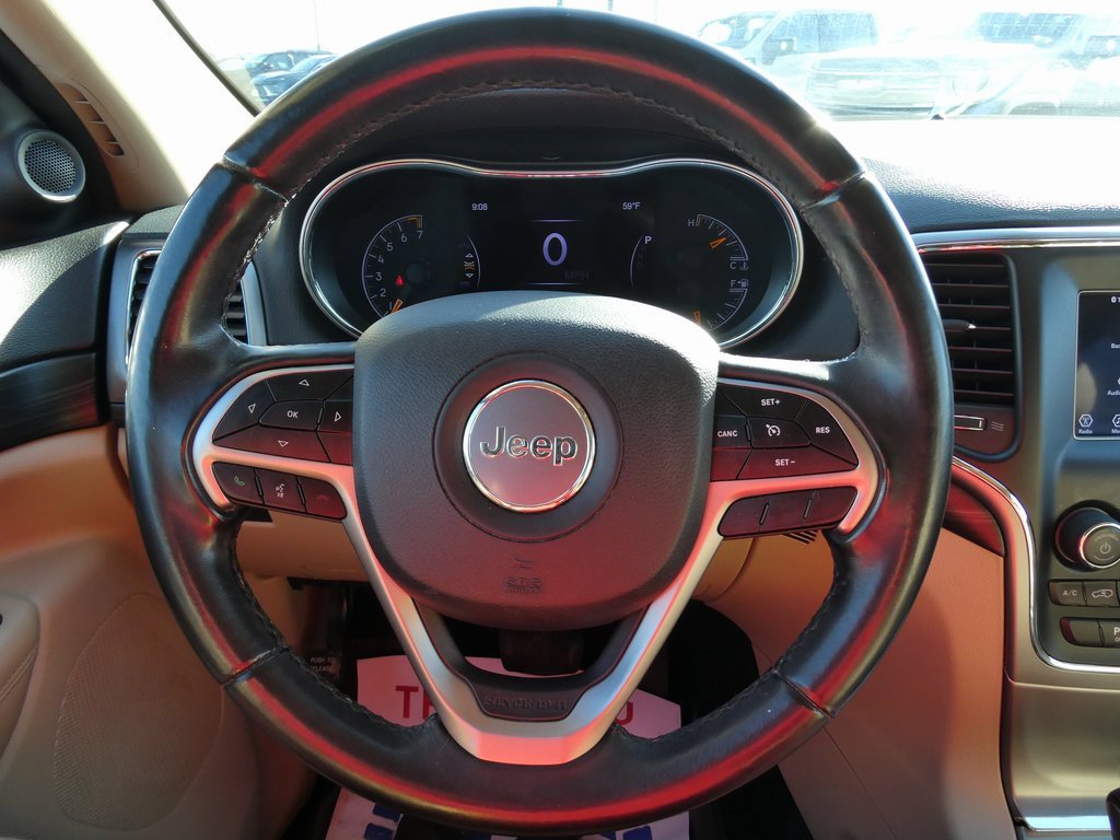 Used 2020 Jeep Grand Cherokee Laredo image 29