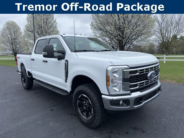 New 2025 Ford F350 XLT w/ Tremor Off-Road Package video 1