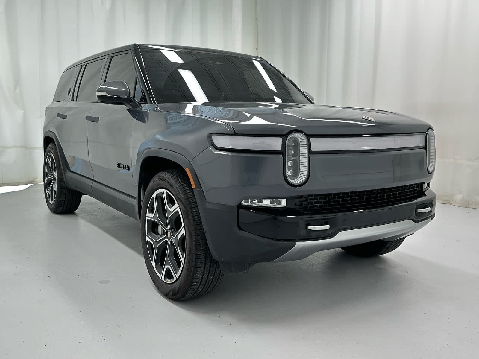 Used 2024 Rivian R1S Adventure Dual