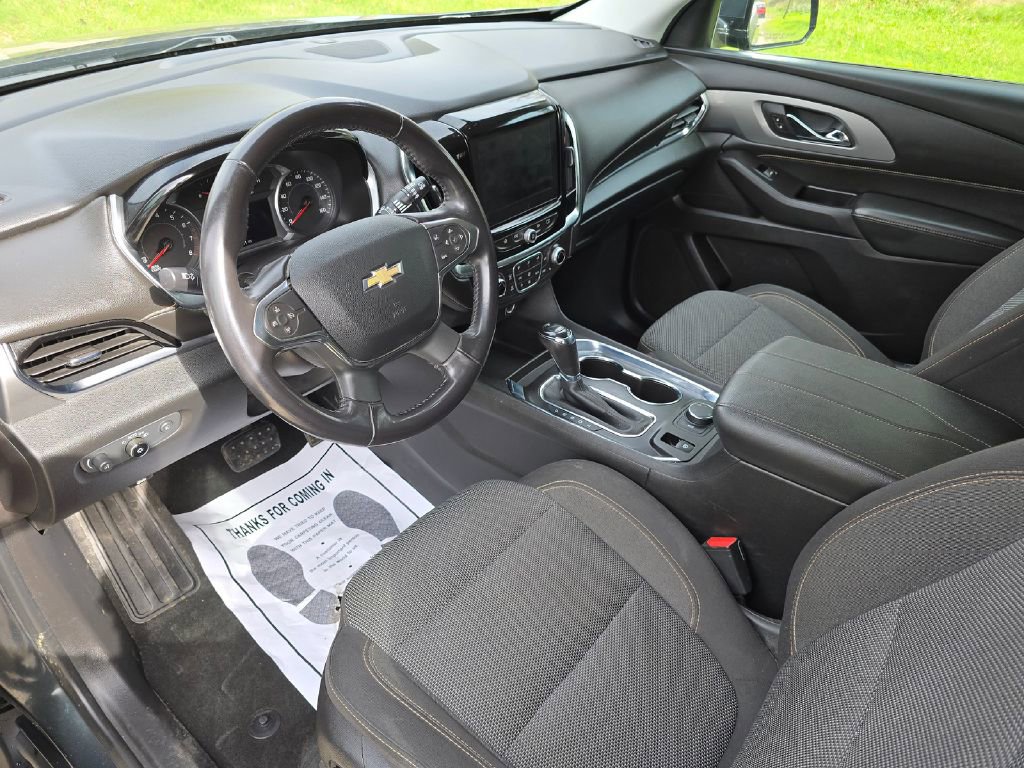 Used 2018 Chevrolet Traverse LT image 12