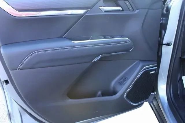 New 2025 GMC Acadia Elevation w/ LPO, Floor Liner Package image 12