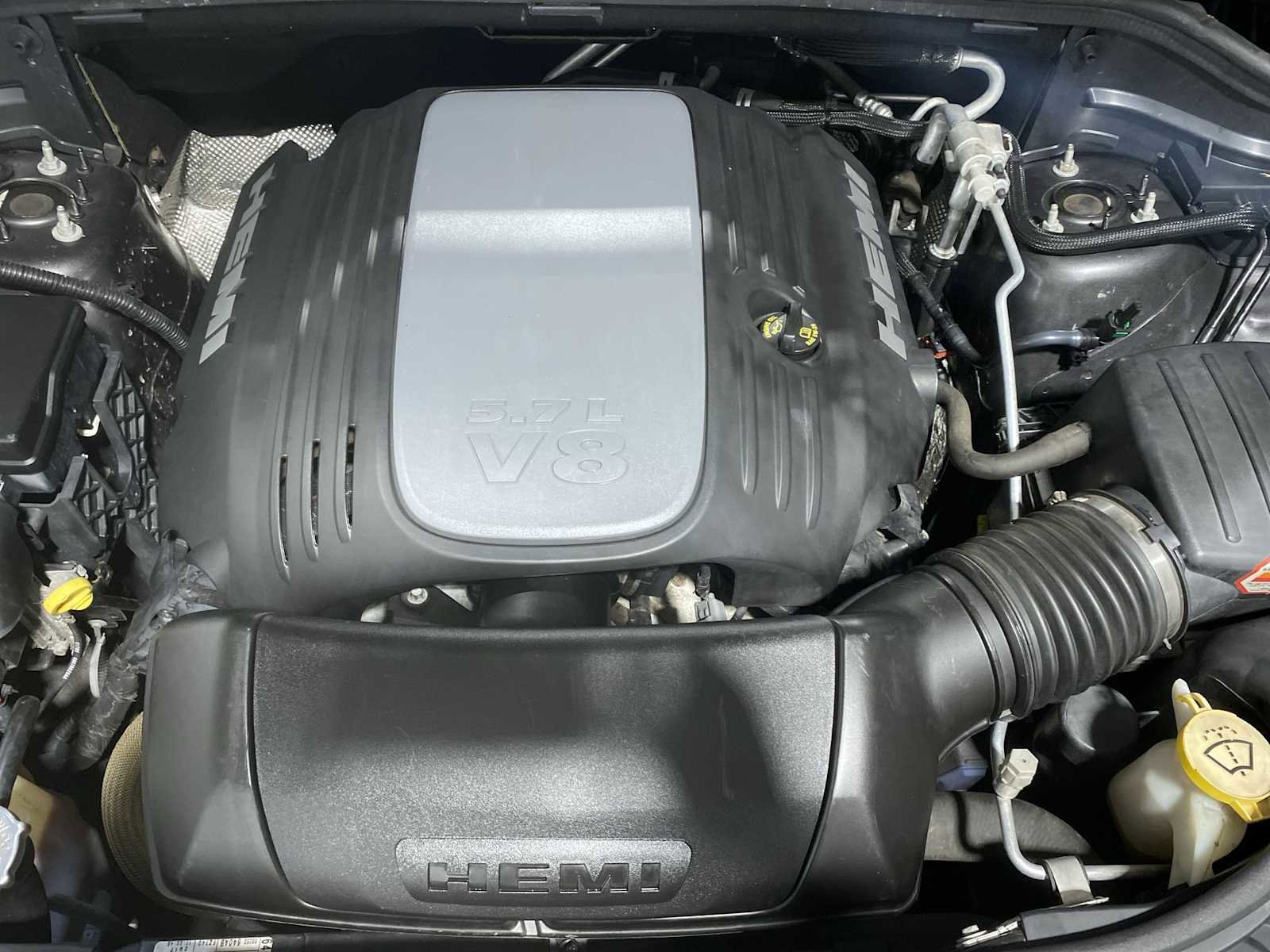 Used 2018 Dodge Durango R/T w/ Technology Group image 9