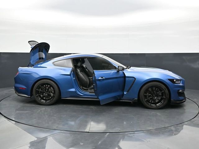 Used 2019 Ford Mustang Shelby GT350 w/ Technology Package RWD image 34