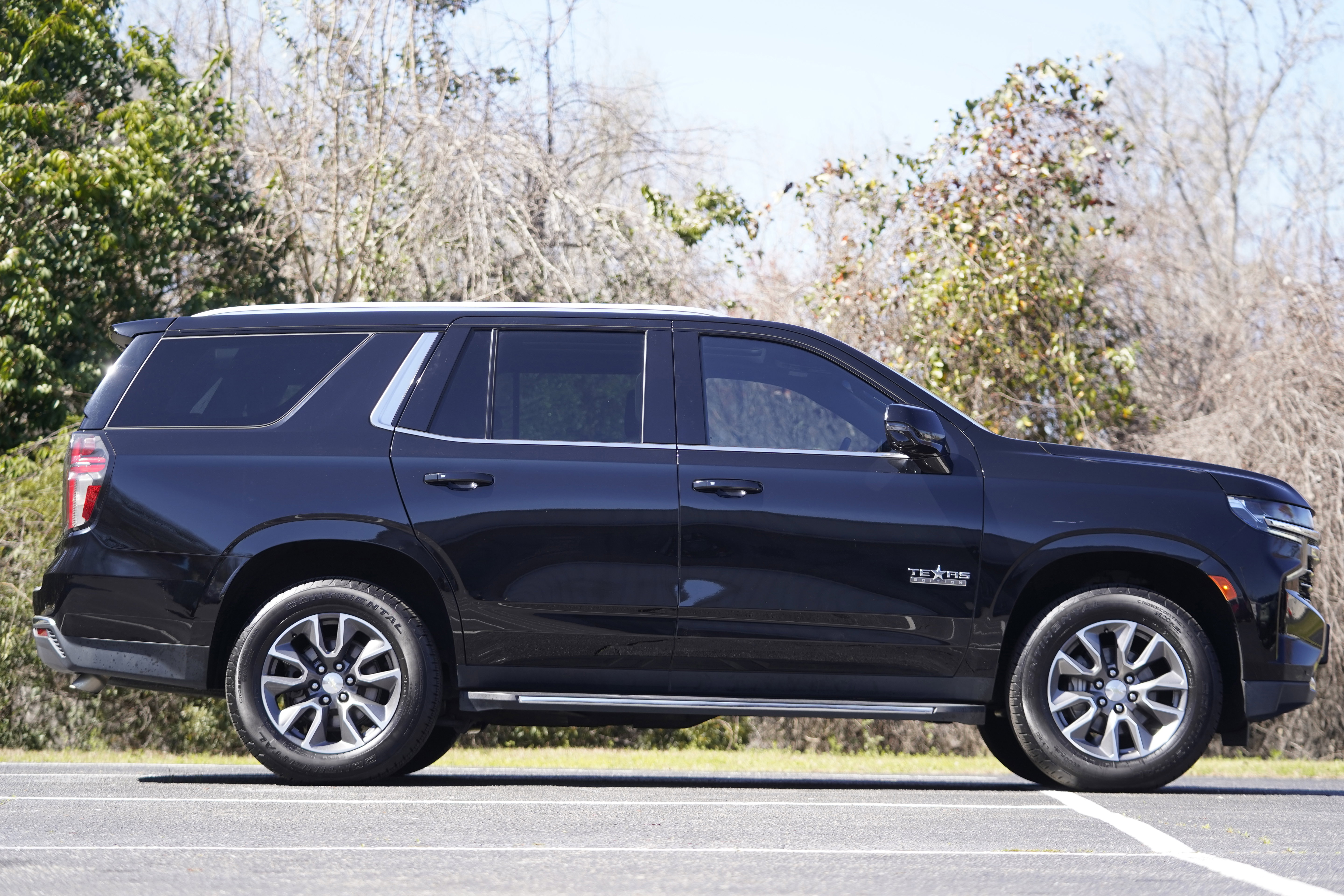 Used 2021 Chevrolet Tahoe LT w/ LT Signature Plus Package RWD image 7