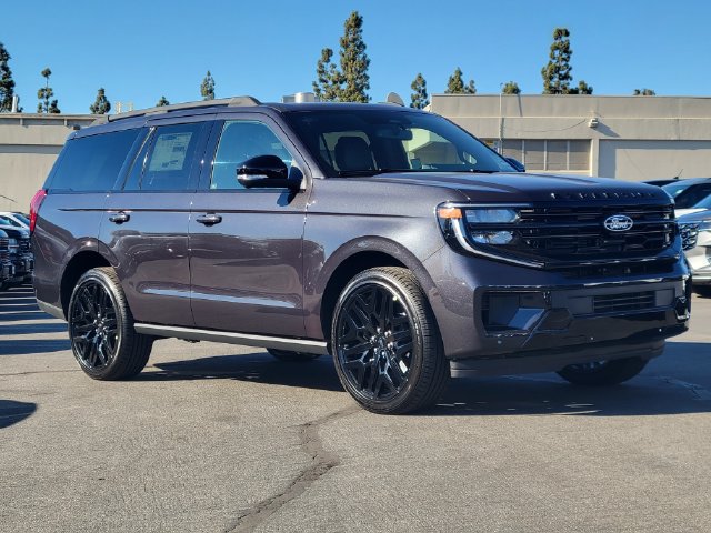 New 2027 Ford Expedition Platinum w/ Stealth Performance Package AWD/4WD image 27