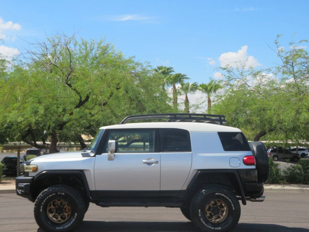 Used 2007 Toyota FJ Cruiser 4WD w/ Convenience Pkg image 2