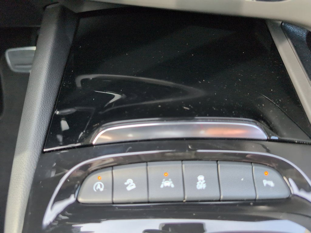 Used 2023 Buick Envision Essence w/ Technology Package I image 23