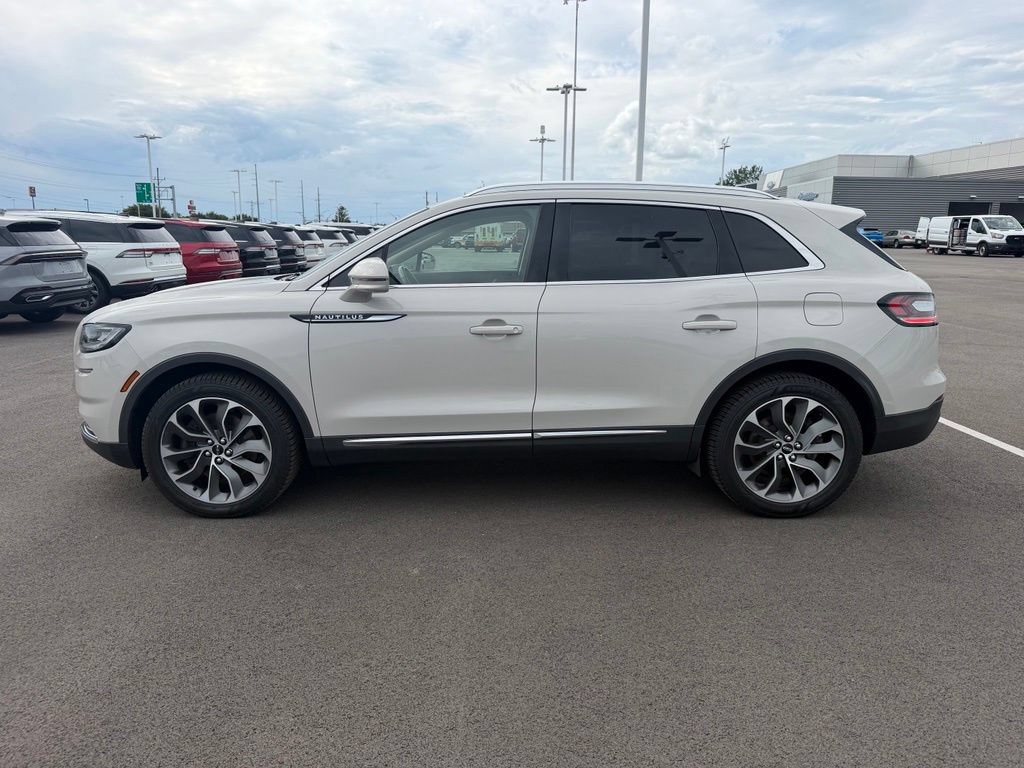 Used 2021 Lincoln Nautilus Reserve w/ Class II Trailer Tow Package AWD/4WD image 9
