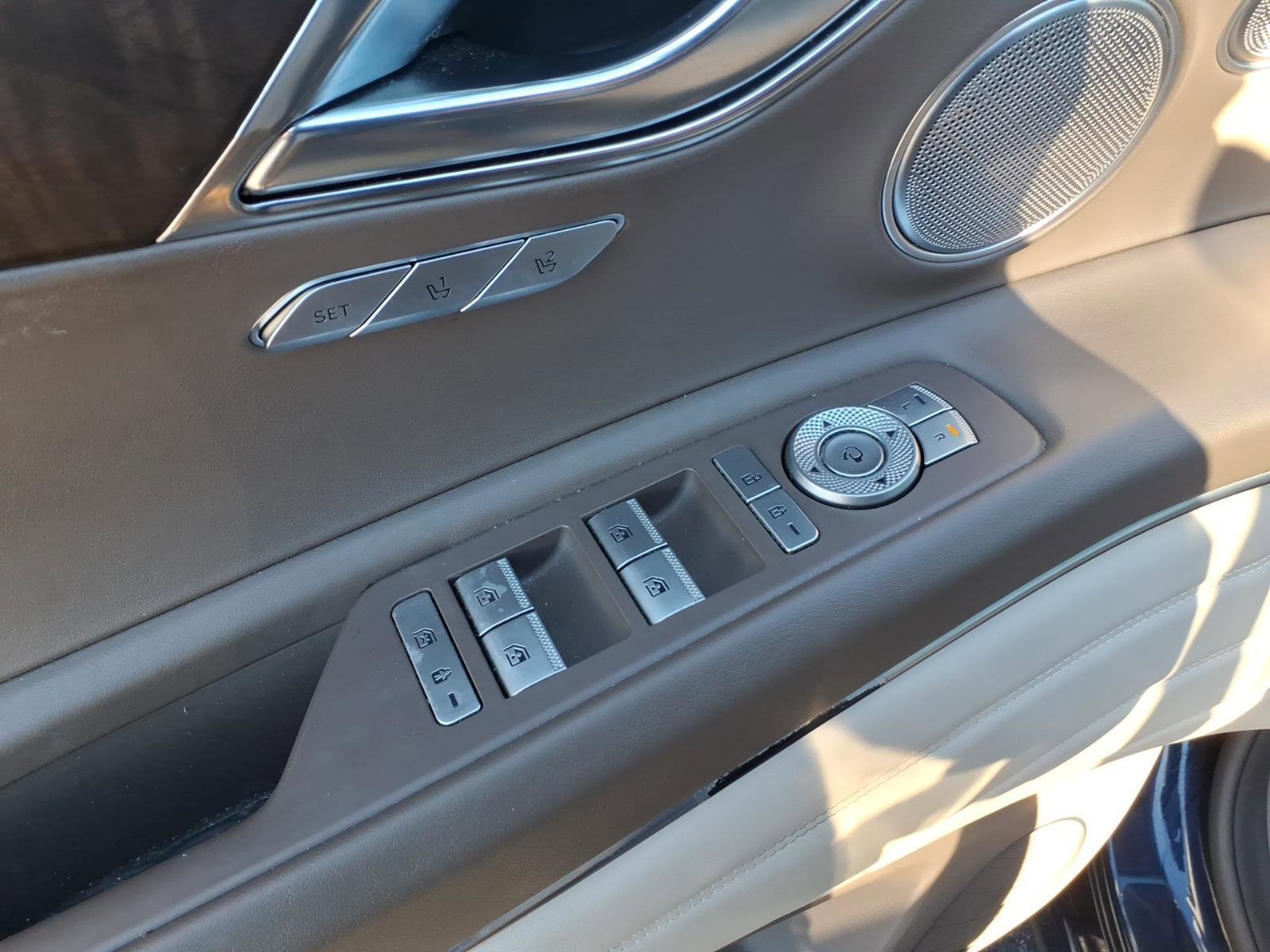 Used 2022 Genesis GV80 3.5T Advanced + image 25